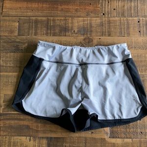 Reebok two toned short